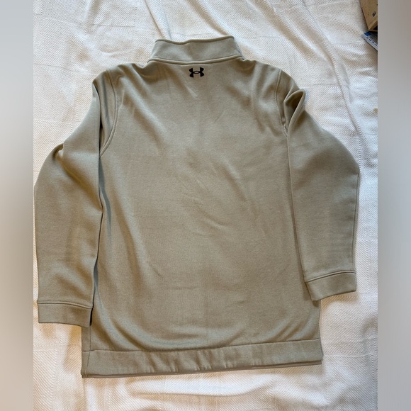 XL Under Armour Golf 1/4 Zip sweater - Picture 2 of 3